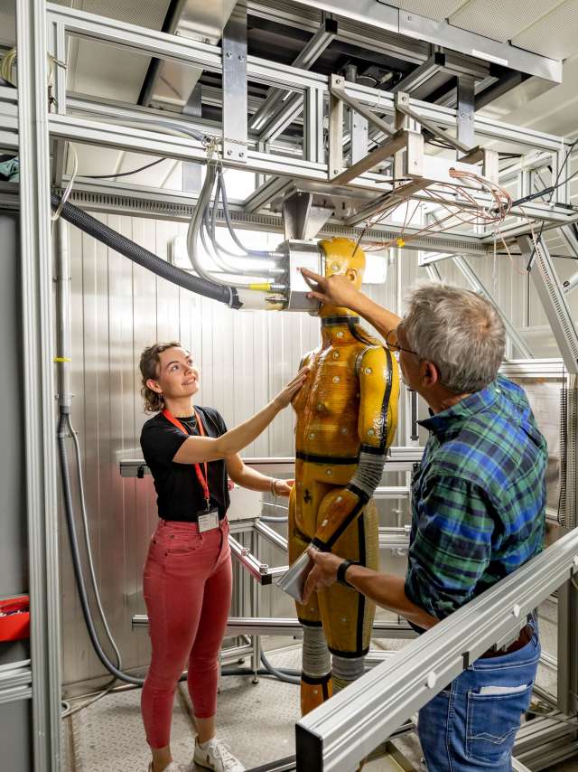 Experience textile innovation: Guided tour through Empa