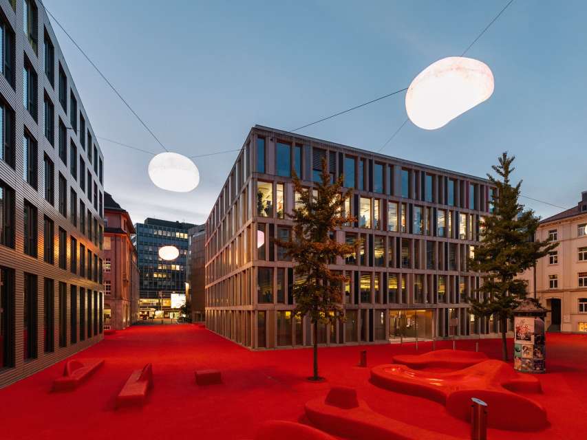 Erzählstoffe: Wie textile Kunst die Welt erklärt