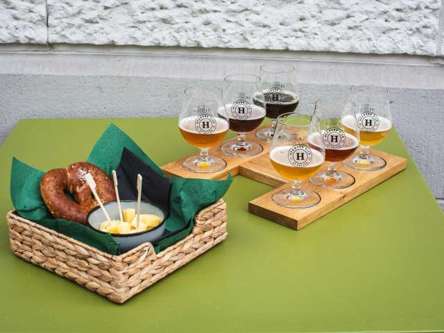 Beer tasting set with cold snack at HERMANN